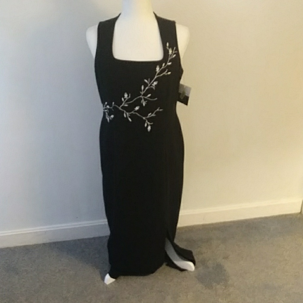 🌴NWT! LIZ CLAIBORNE Long Dress